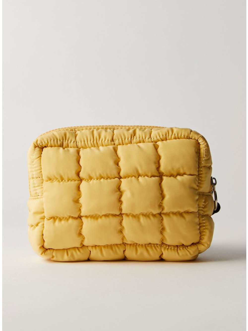 Quilted Make up Bag - Picture 3 of 5